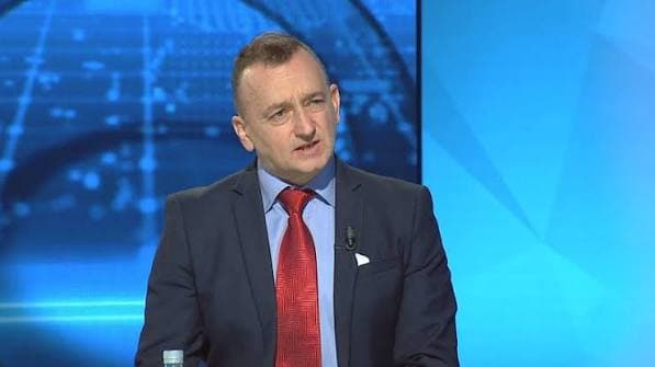“Ekonomia po mbahet me para të zeza”/ Paketa Fiskale, Buxhuku: Monopolet, korrupsioni dhe kapja e shtetit po e çojnë vendin drejt kolapsit! Rritja e çmimeve do u faturohet qytetarëve