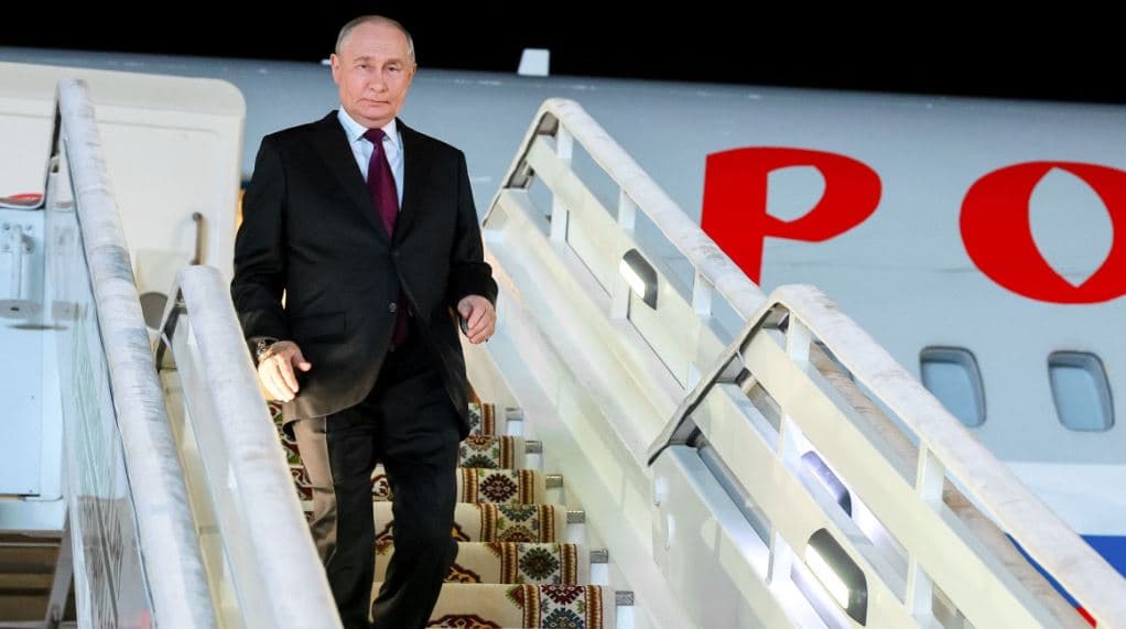 Tufa dronësh ukrainas dhe balona misterioze, hapësira ajrore e Moskës në kaos, Putin ngel “në ajër”