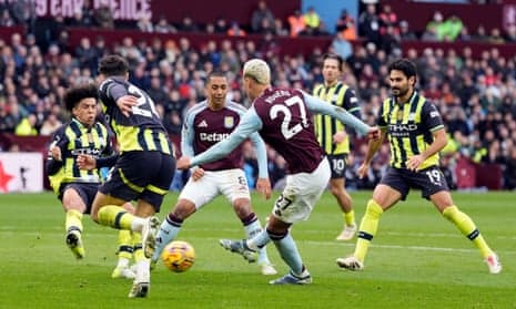 Manchester City pëson humbjen e parë të sezonit, mposhtet në transfertë nga Aston Vila (video)