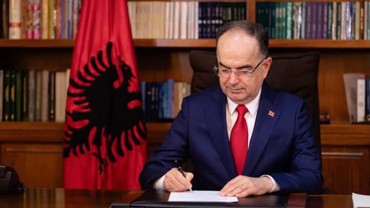 Presidenti Begaj, nesër takim me krerët e bashkësive fetare