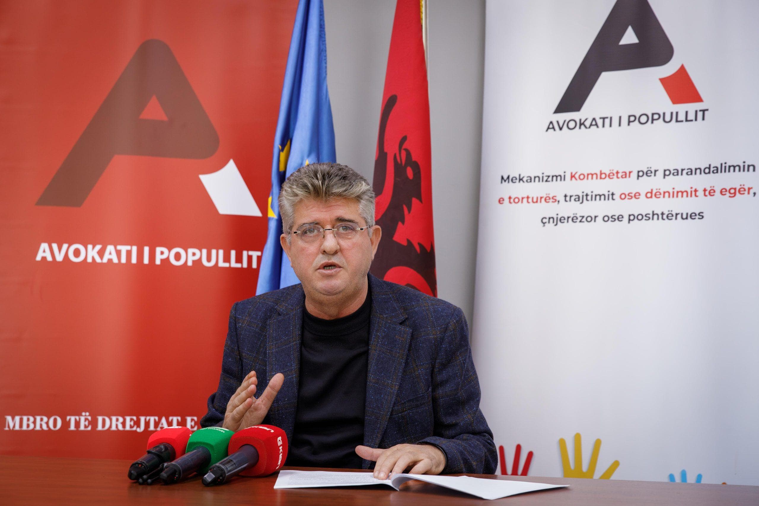 Avokati i Popullit jep alarmin: Mbipopullim në bllokun e sigurisë, të mitur e të rritur bashkë