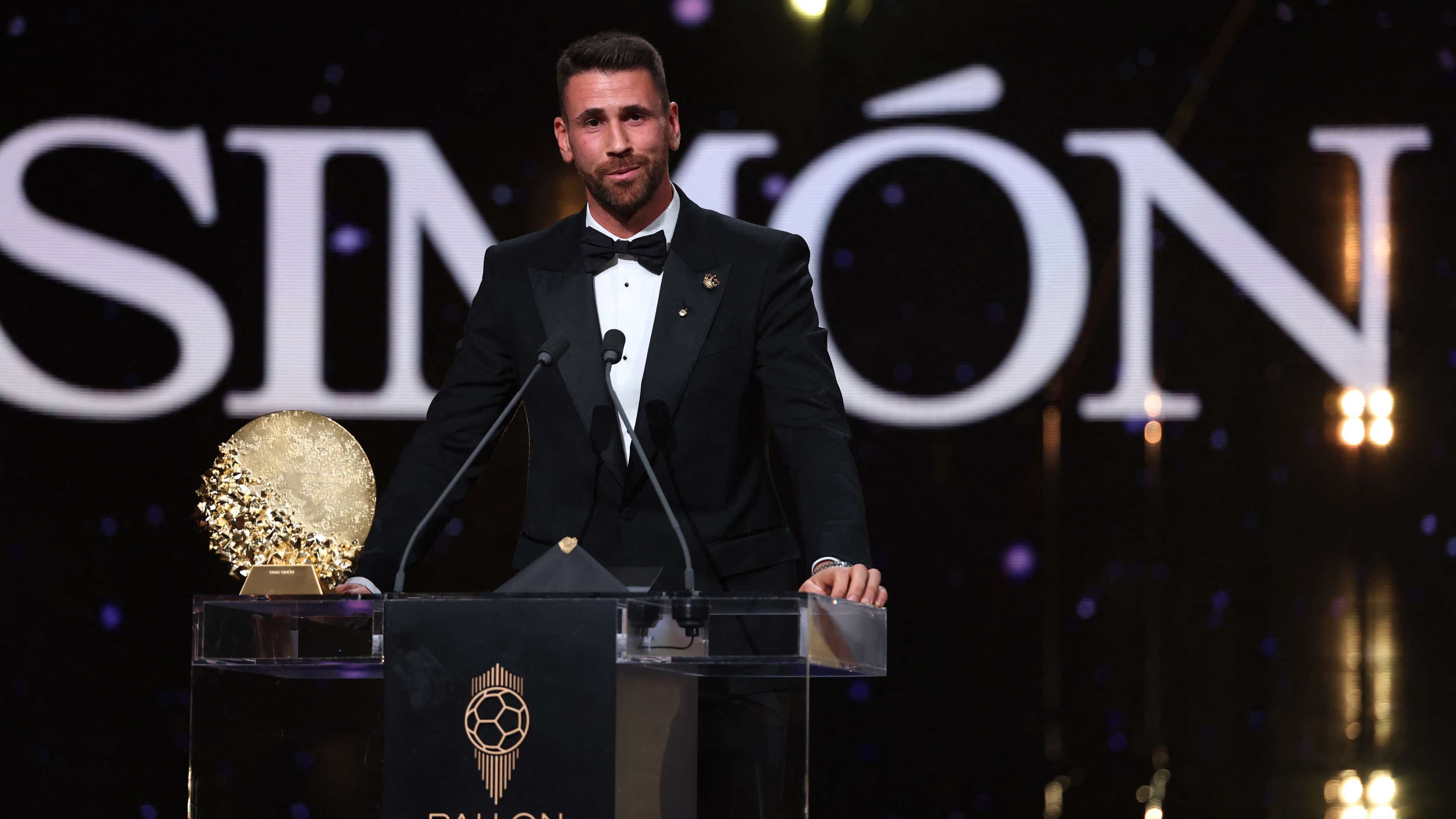 Unai Simón fiton trofeun Yashin si portieri më i mirë i vitit
